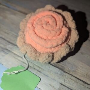 Peach and Tan Rose-Shaped Plush Pie Accessory
